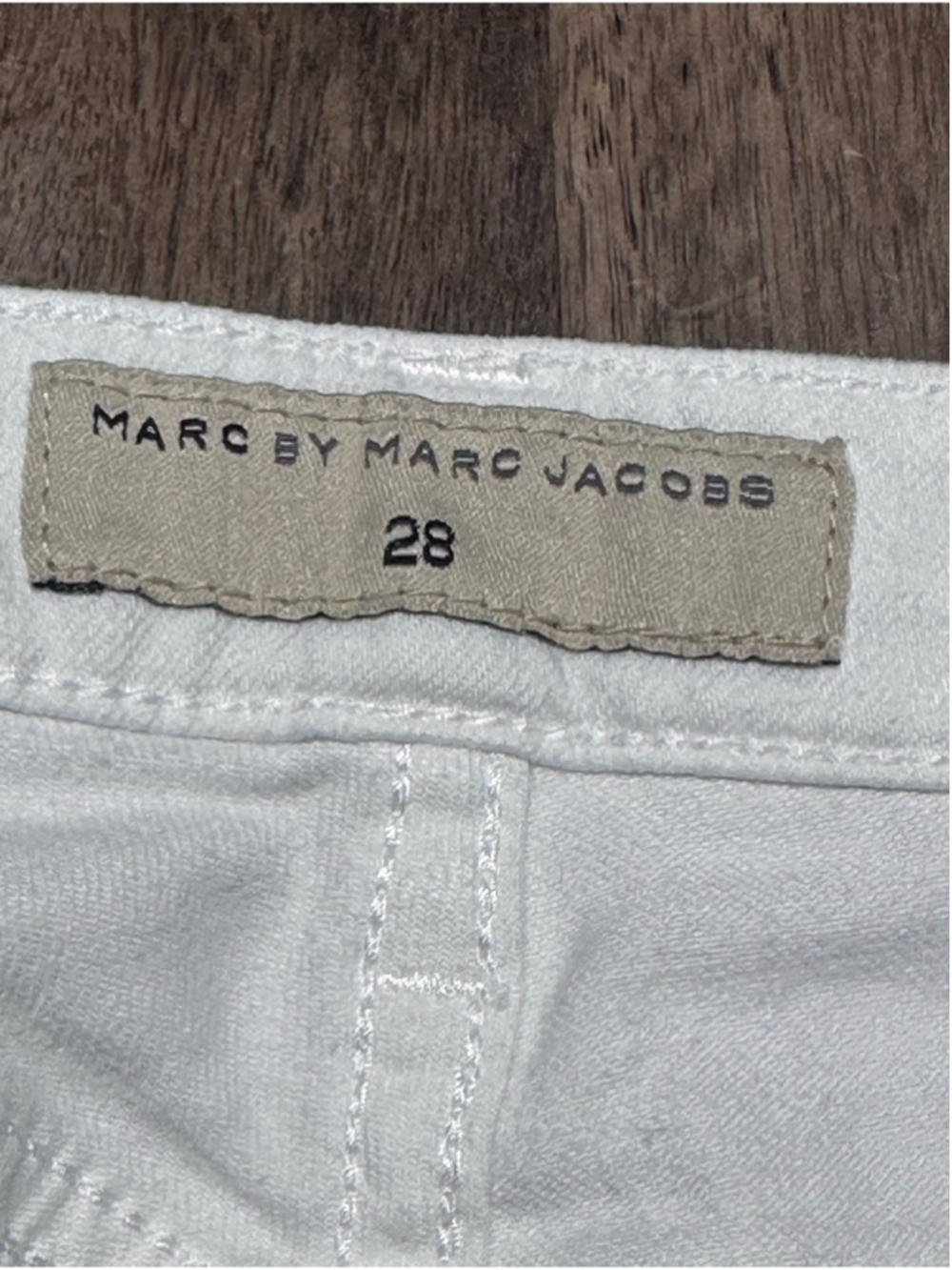 Marc by Marc Jacobs M193027 White Carrie Wash Jeans Size 28 Denim - Picture 13 of 16